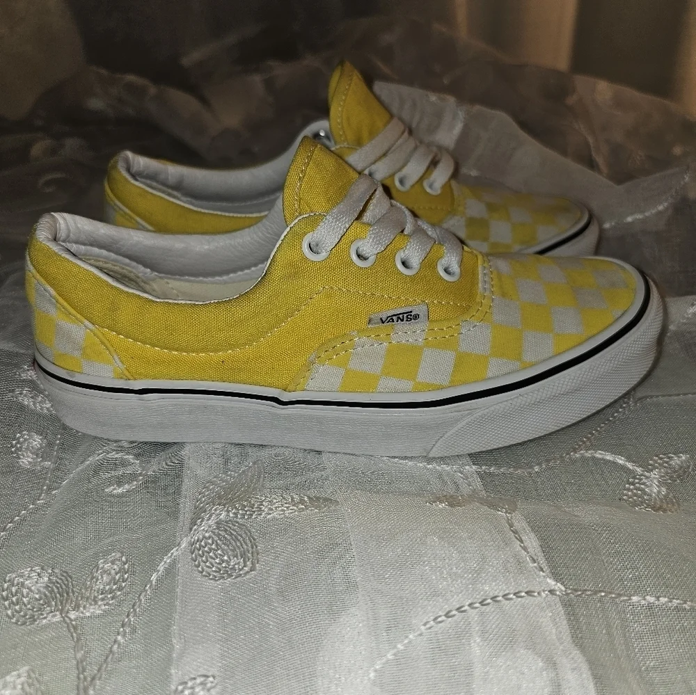 Vans Era yellow/white (checkerboard) low womens- 6.5 mens 5.0 streetwear/ beach - Picture 2 of 14